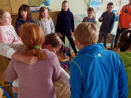 2016_09_21_třídnická_hodina_spolupráce_a_důvěra_02