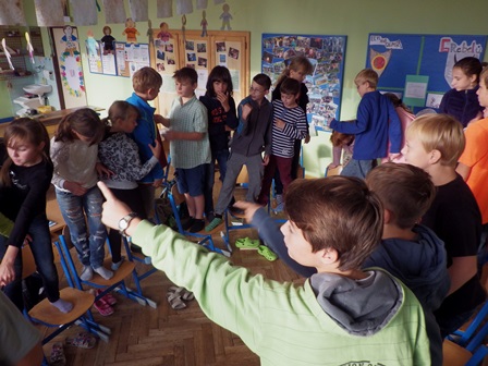 2016_09_21_třídnická_hodina_spolupráce_a_důvěra_05